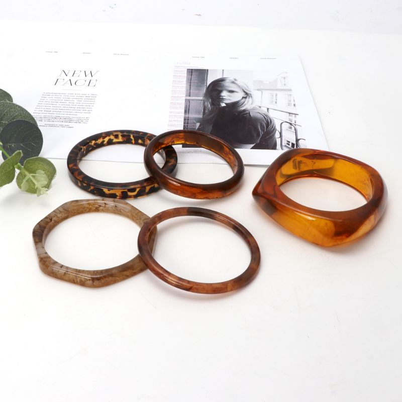 Schildpatt Acryl Armbinde für Frauen Jahrgang Harz Leopard Fleckige Runde modisch Hochzeit Armreifen Frauen Schmuck