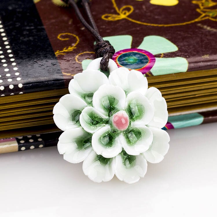 Vintage Stijl Blauw En Wit Keramische Handgemaakte Lotus Bloem Hanger Ketting Chinese Stijl Etnische Stijl Lange Ketting Vrouwen Lady