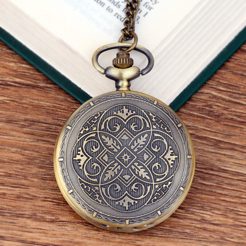 8970 Pocket Watch With Vintage Pattern Bronze Fine Chain Vintage Fine Carved Quartz Pocket Watch With Necklace For Men And Women