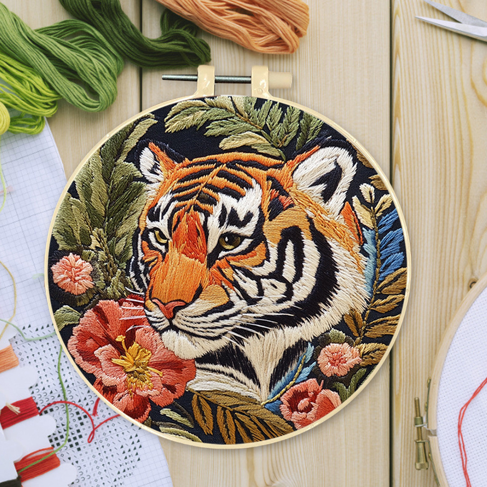 Tiger Stamped Cross Stitch Embroidery Kits with Hoop Cloth Color Thread