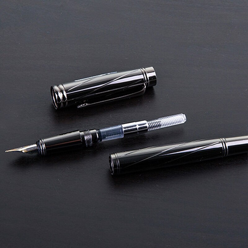 Caran d'Ache 849 POPLINE Mat Zwarte Balpen met Houder