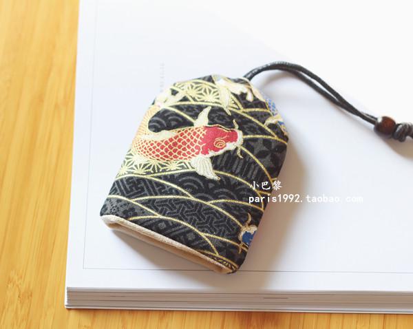 Handgemaakte vrouwen canvas trekkoord Sleutelhouder autosleutel protector Meisje Leuke key case Auto Sleutelhouder: Black gold carp