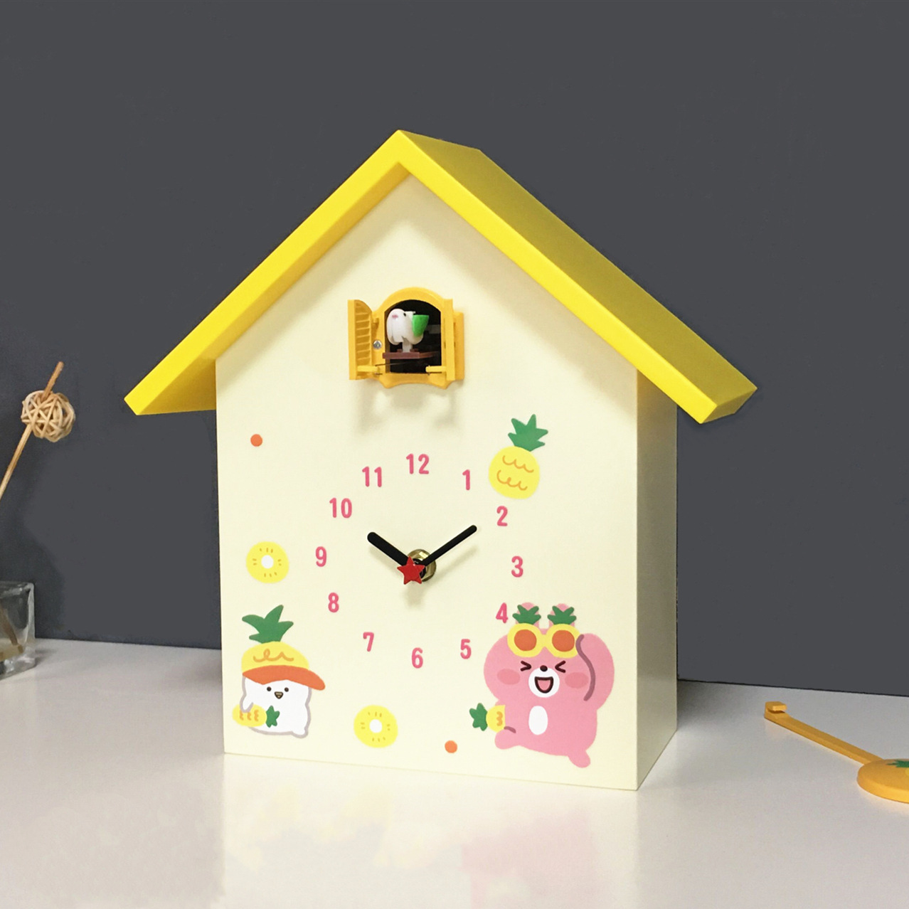 Cuckoo Clock Alarm Clock, Children's Silent Gugu Hanging Watch