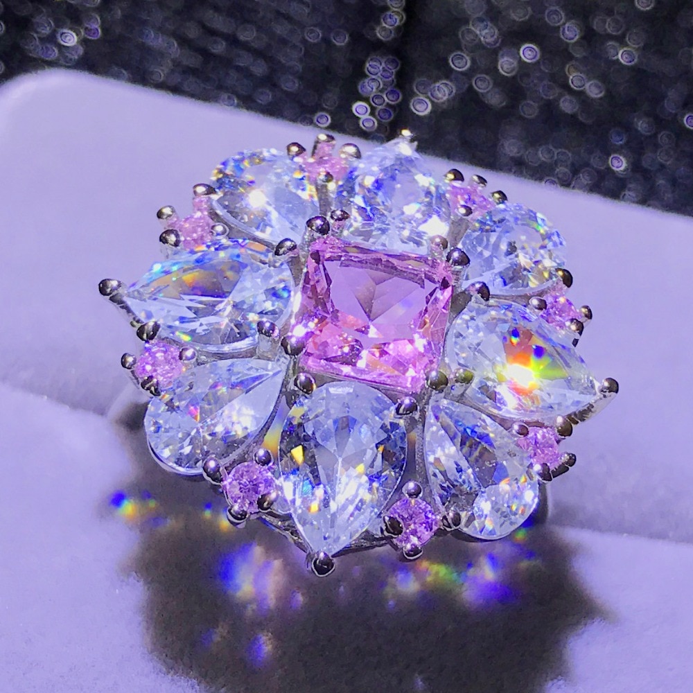Luxe Vrouwelijke Grote Roze Steen Ring Zilver Kleur Trouwringen Voor Vrouwen Jaar Mode Engagement Ring Sieraden