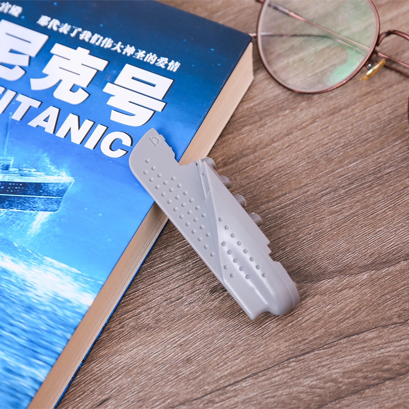 1Pc Titanic Bladwijzer Vorm Lezen Bladwijzers 3D Boek Houder Kantoorbenodigdheden