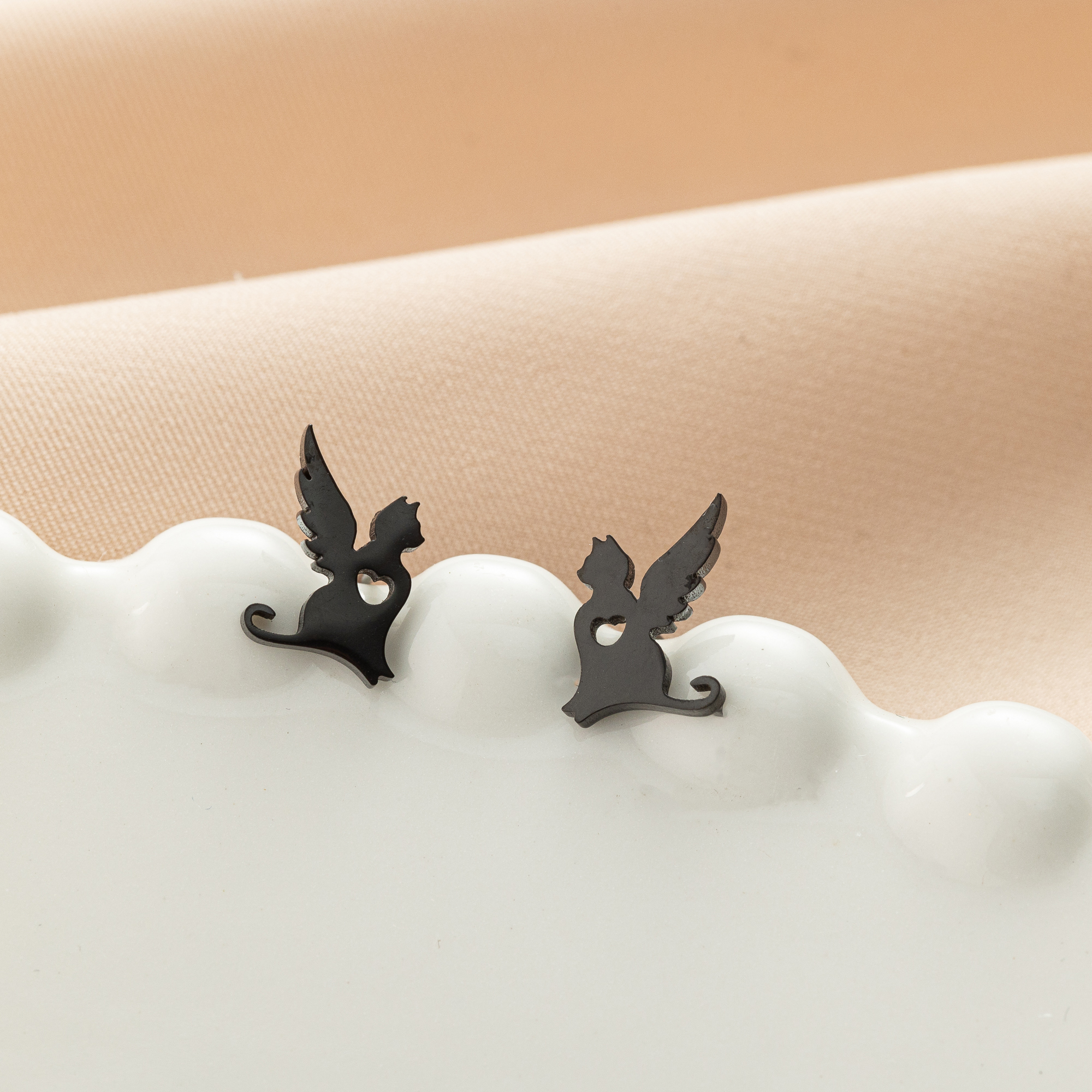 Jisensp 1 paire de boucles d'oreilles chat Animal de dessin animé mignon en acier inoxydable chaton boucle d'oreille pour femmes filles bijoux drôles Oorbellen: Zinc bleu plaqué