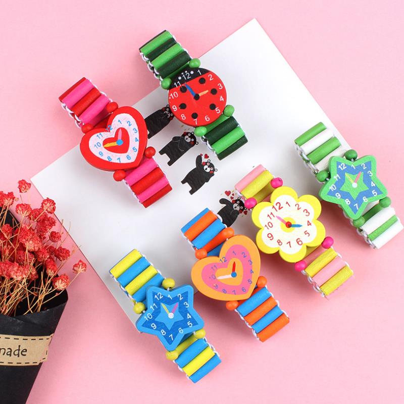 5pcs/set Cute Wooden Wristwatches Nice Cartoon Crafts Bracelet Watches Handicrafts Toys for Kids Learning Education