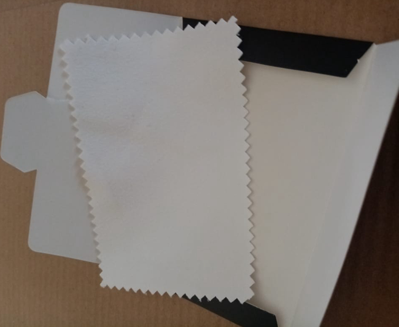 100 stk 10 x 6.5cm individuel sort pakke sølv pudseklud anti anløbning smykker værktøj sterling sølv polering rengøring: Hvid