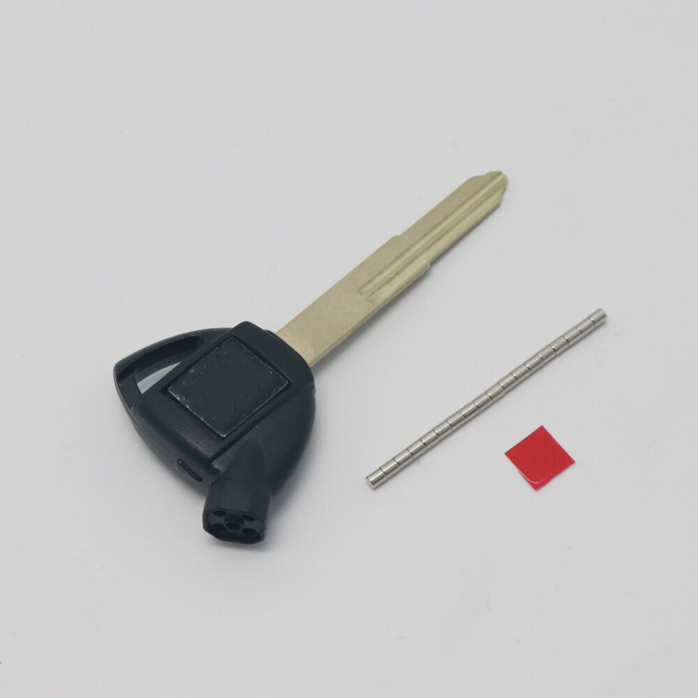 For Suzuki AN200 AN250 AN400 AN650 Burgman AN 125 250 400 Motorcycle Uncut Blade Magnet Key