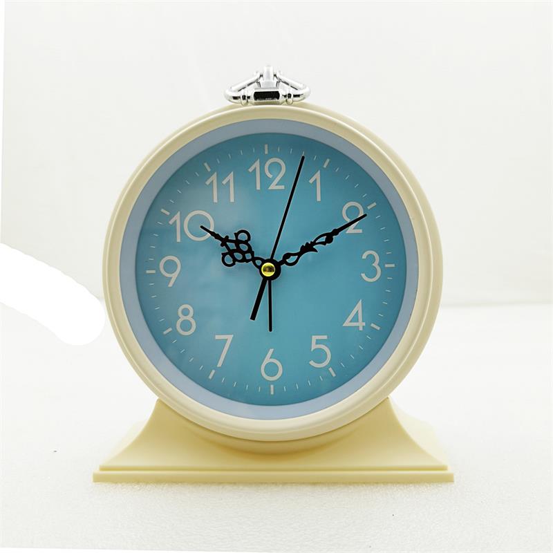 Retro Style Metal Alarm Clock Students Children's Birthday Bedroom Ornaments Desk Alarm Clock: SKU-27