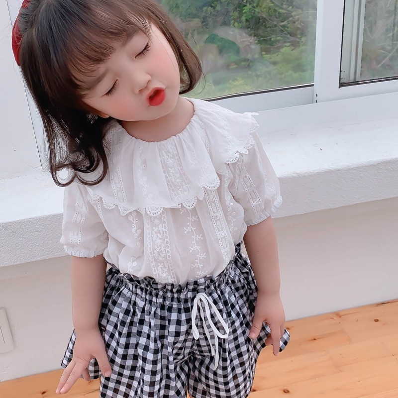 Småbarn barn klær sett 0-6t sommer baby jenter halvermet hvit blonde bluse topper barn sommer casual søt bluse