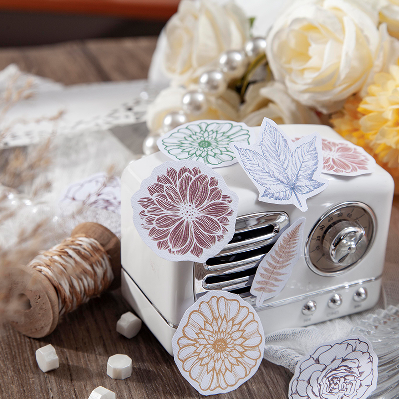 Retro Flower Sticker Book Material Paper Junk Journal Planner Craft Paper Scrapbooking Vintage Decorative DIY Craft Photo Albums