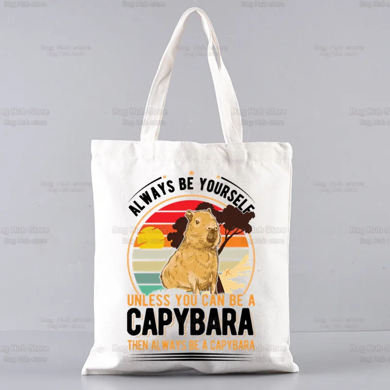 Capybaras Draagtas Unisex Canvas Tassen Gewoon Een Meisje Dat Houdt Van Capybaras Boodschappentassen Bedrukt Casual Schoudertas Opvouwbaar: Bruin