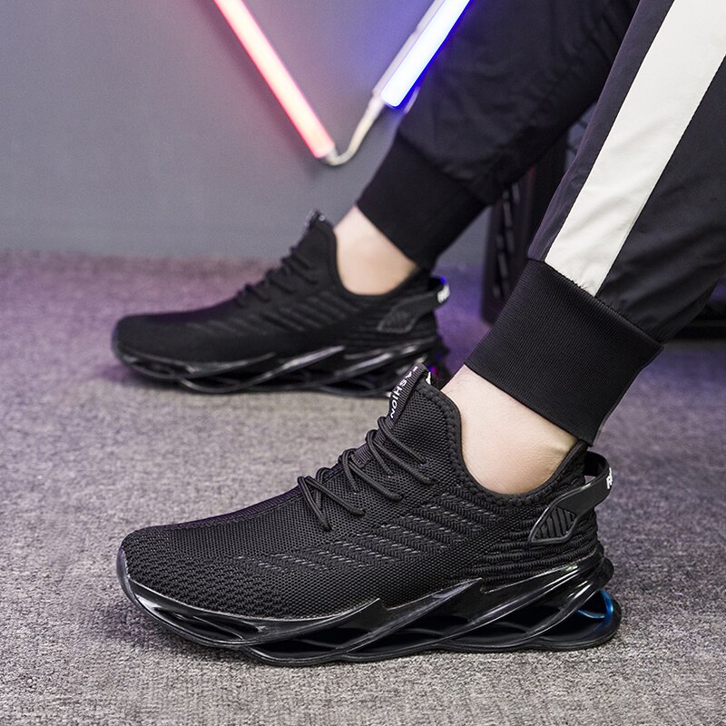 Men Casual Shoes Man Lace-Up Comfort Sneakers Outdoor Fashion Lightweight Flying Woven Breathable Blade Shoes Zapatillas Hombre: Black / 44