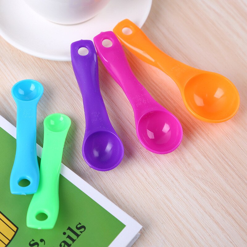 5Pcs/set Lovely Colorful Plastic Measuring Cups Measure Spoon Kitchen Tool Kids Spoons Measuring Set Tools For Baking Coffee Tea