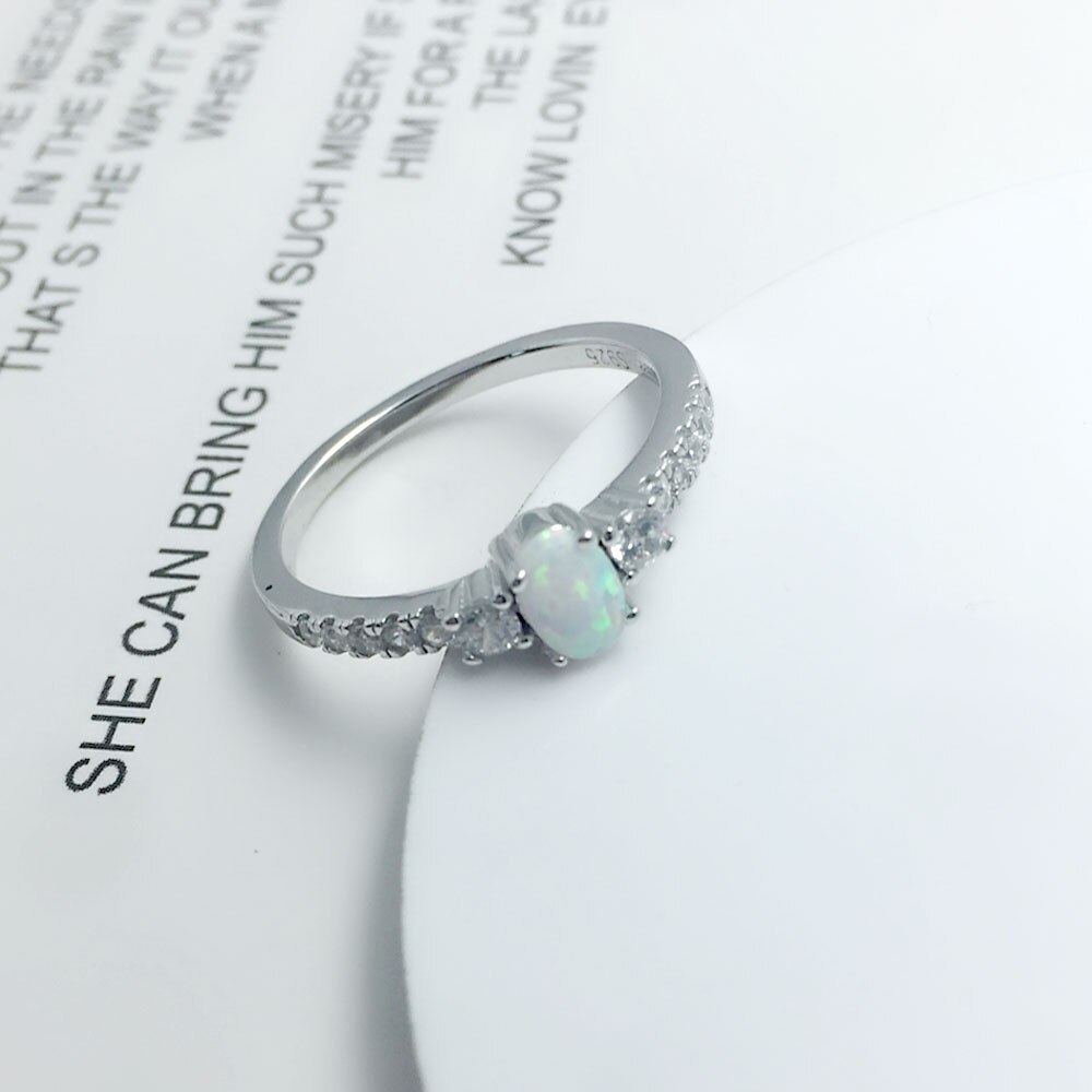 Véritable pur 925 argent Sterling ovale bleu opale bague avec zircon cubique femmes bagues de mariage bijoux de fête (Lam Hub Fong)