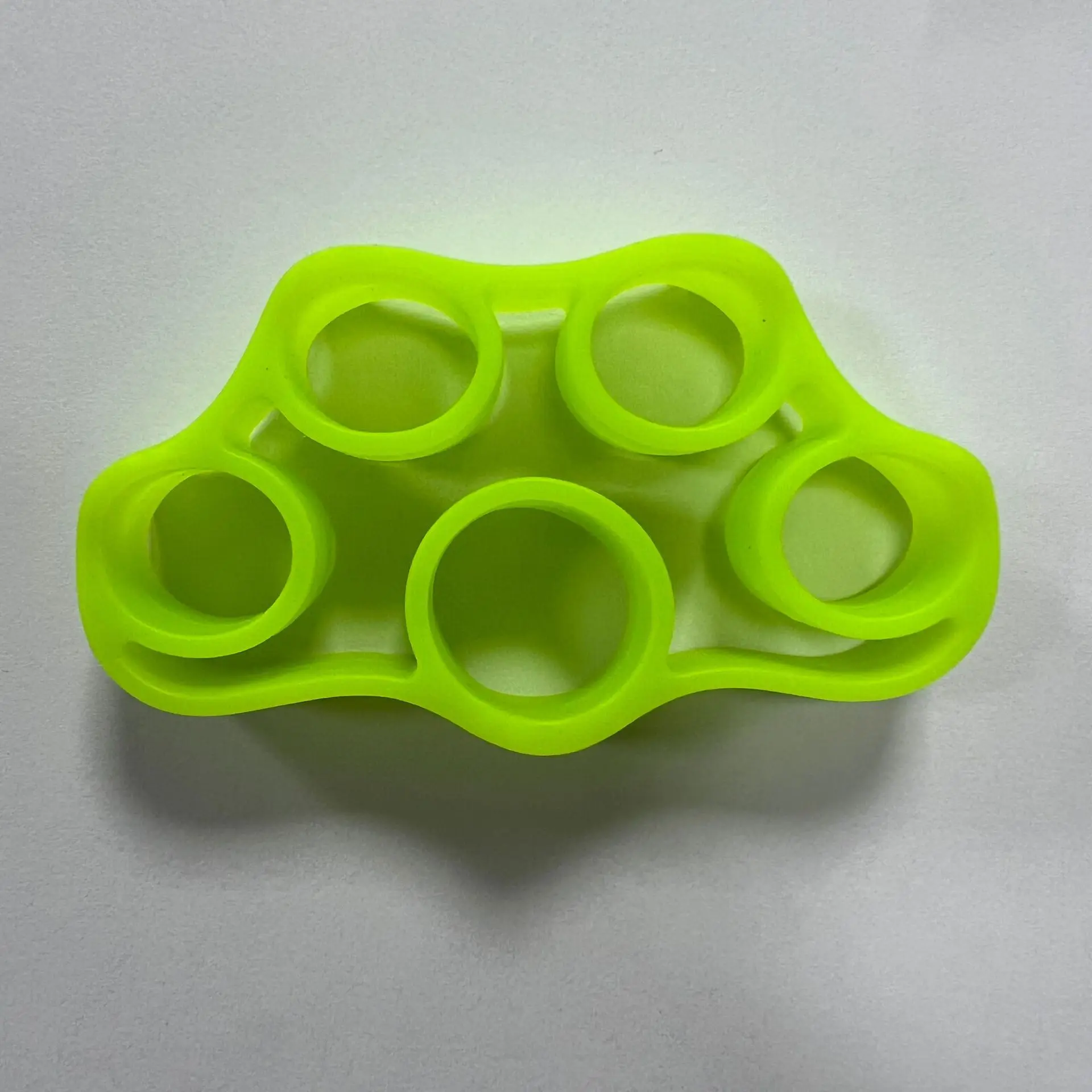 Silicone Finger Pull Ring for Training Rubber Ring Pull Ring Hand Grip Expander Forearm Wrist Training Carpal Bone: green