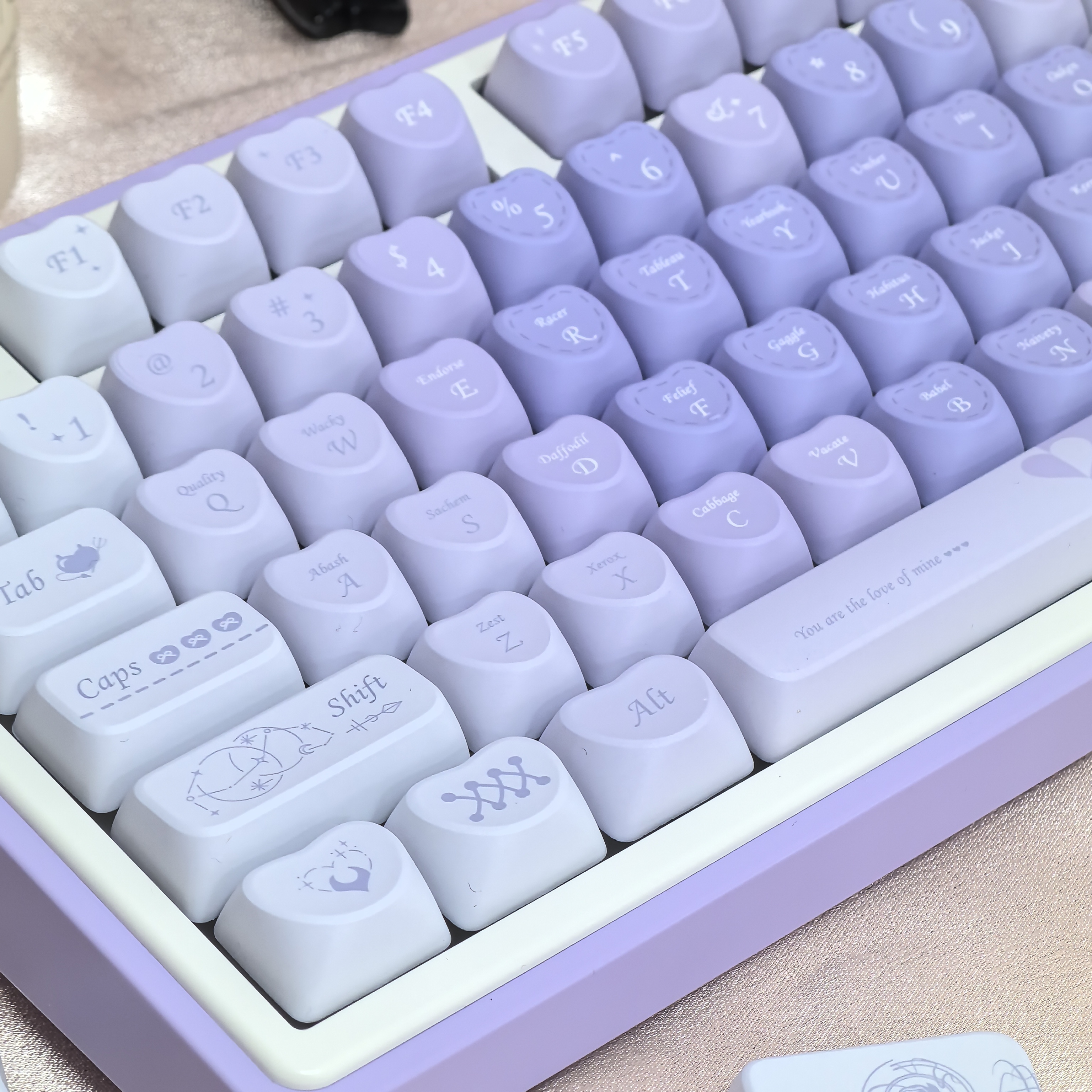 Fioletowe Keycapy Nowa Miłość Kształt Lo PBT Romantyczny Francuski Styl robić Klawiatury Mechanicznej 120 Klawiszy DIY Śliczne Keycapy w Kształcie Serca Prezenty dla Dziewczyn