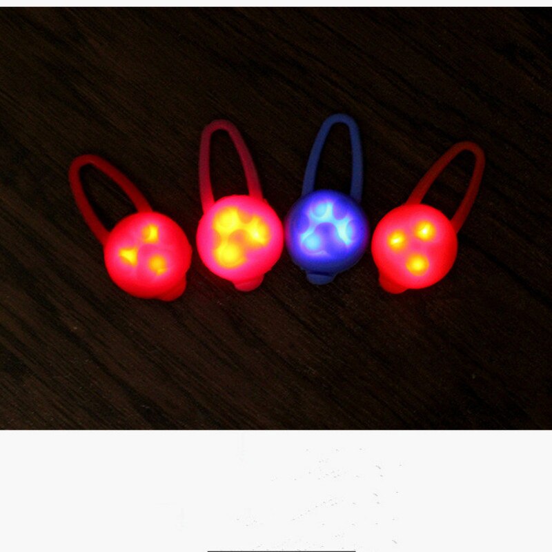 Pet Dog Night Led Zaklamp Hond Kat Kraag Gloeiende Hanger Veiligheid Pet Leads Ketting Lichtgevende Heldere Decoratie Halsbanden Voor Hond
