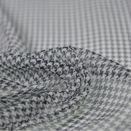 Tissu de gaze georgette froissé en soie imprimé pied de poule très fin 5 momme, SCG429