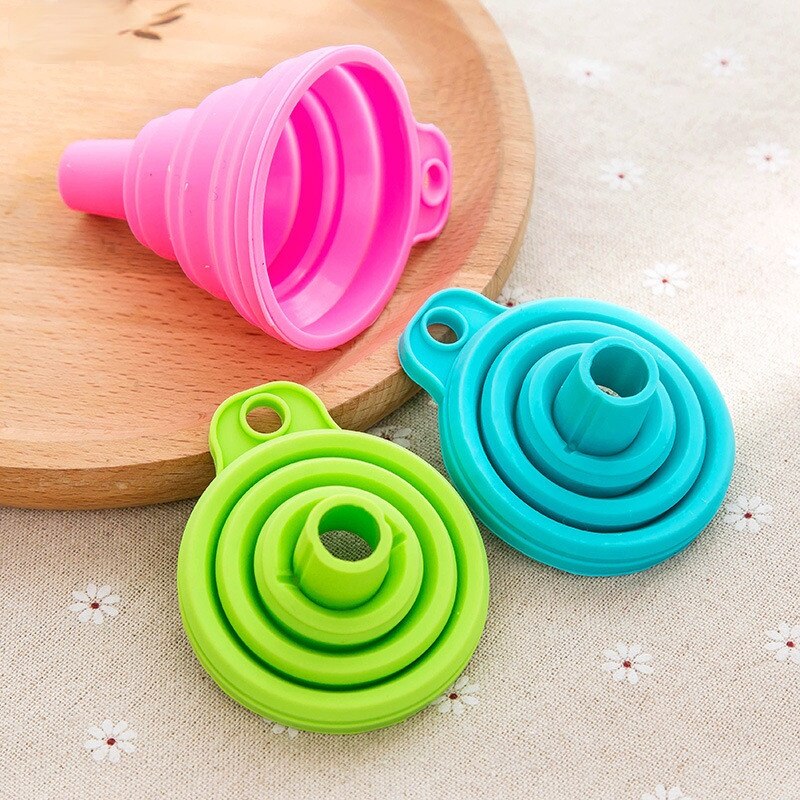 Silicone Folding Funnels Kitchen Tools Kitchen Accessory Foldable Funnel Mini Silicone Collapsible Portable Funnel Supplier