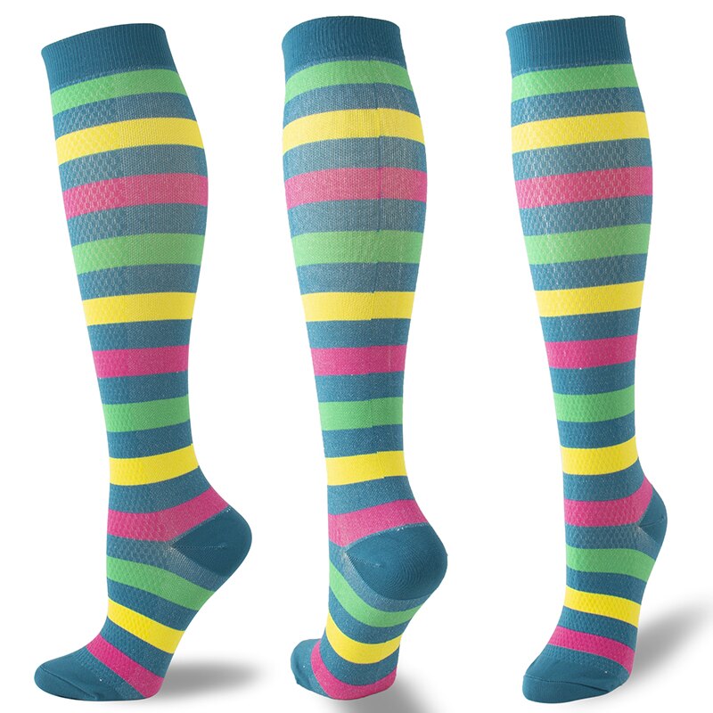 Stock de compresión para hombre y mujer de Mulaya, soporte para piernas, varices elásticas, rodilleras, dibujos a rayas, deporte de alta elasticidad: Green / S M