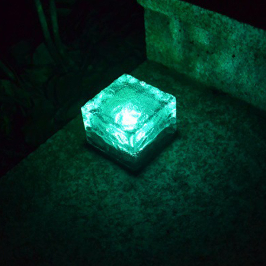 Cube de glace solaire imperméable à 4 LED, éclairage d&#39;extérieur en brique de verre, lampe enterrée pour jardin, cour, chemin de noël, 1 pièce: Green