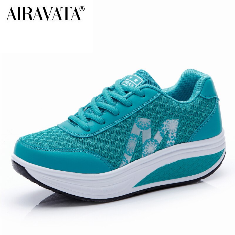 Women's Casual Mesh Breathable Increased Shake Shoes Fitness Shoes Outdoor Casual Shoes