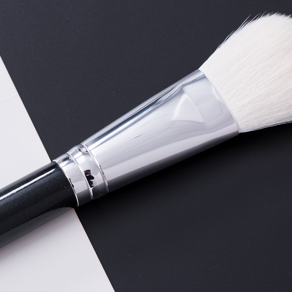 Beili 1 stuk zwarte synthetische nano-wolvezel blush contourkwast multifunctionele losse poeder enkele veganistische make-upkwasten