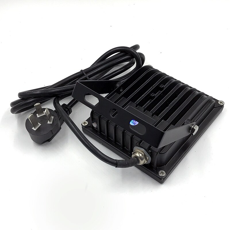 6 PCS LED 30m cctv high power light lamp IP66 white LED light Illuminator for cctv security camera system Night Vision SI-B6IR