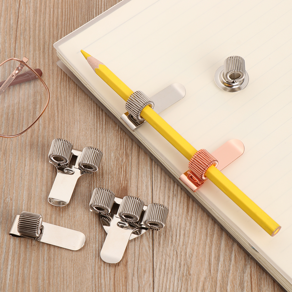 1 pc bærbar metal blyantholder enkelt / dobbelt åbning fjeder pen klip tredobbelt åbning elastisk løkke pen mappe skrivemateriale