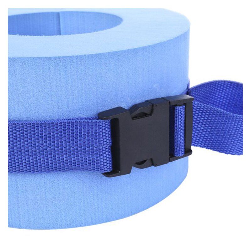 Une paire de disques de natation en mousse, anneau de flotteur, poids de natation d&#39;eau, poignets pour bras de cheville