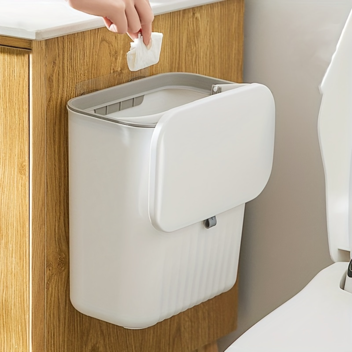 Bote de basura colgante de gran capacidad, contenedor de basura que ahorra espacio para cocina, oficina, baño, cesta de basura Pochacco