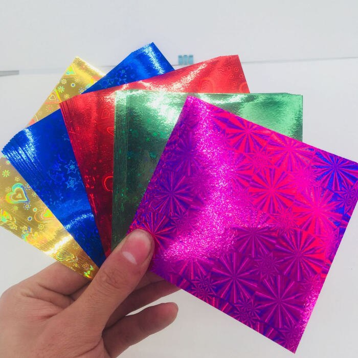 Juego de 50 unidades de papel de Origami cuadrado Multicolor, papeles de colores sólidos plegables brillantes de un lado, arte de colección de recortes adornos para manualidades DIY: Laser paper 7x7CM