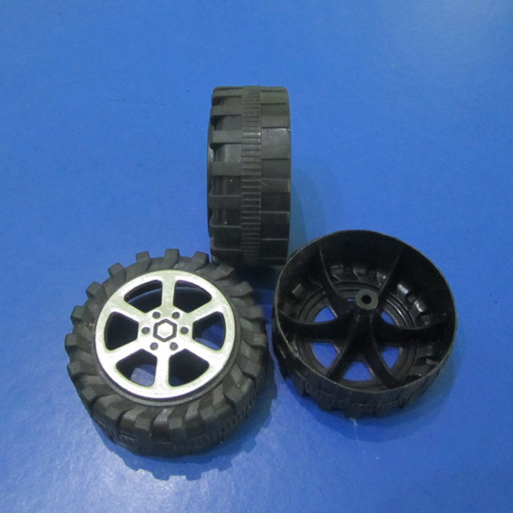 30 Pcs Wheels Model Durable Plastic 4.2CM Diameter DIY Painting Adornment for DIY Craft Home