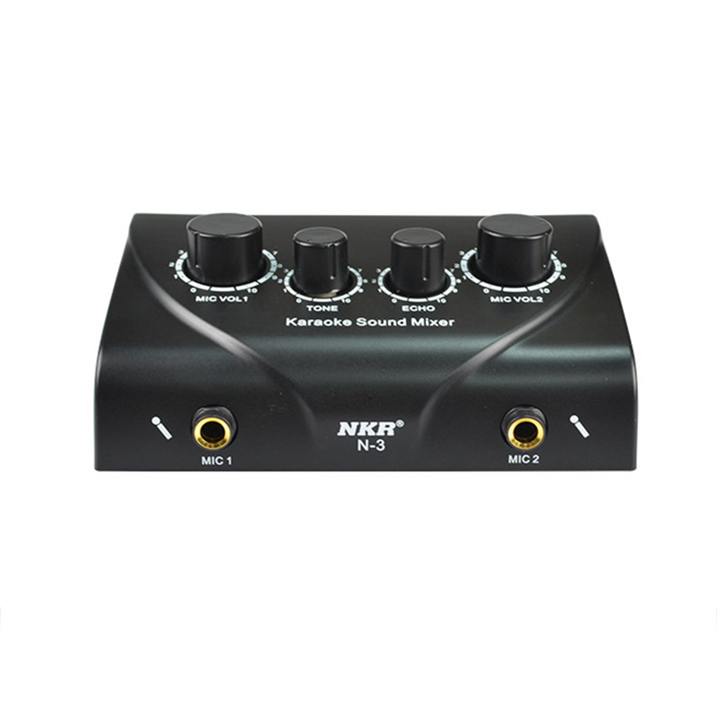 Tragbarer audiomixer mit zwei mikrofoneingängen für verstärker und mikrofone – ideal für karaoke und mehr.