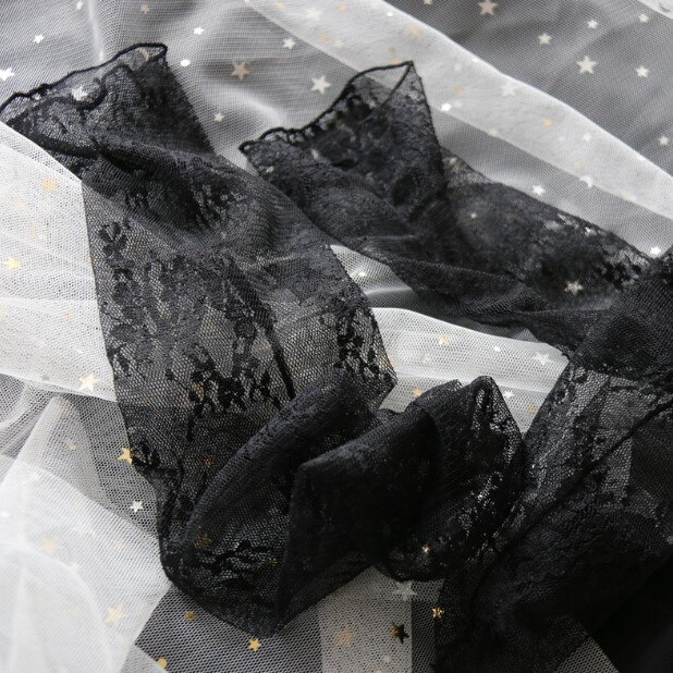 Kvinders harajuku sokker damer åndbar gennemsigtig blomsterblonder sokker sød mesh fiskenet sokker bløde sjove sokker strømper sox: Sort