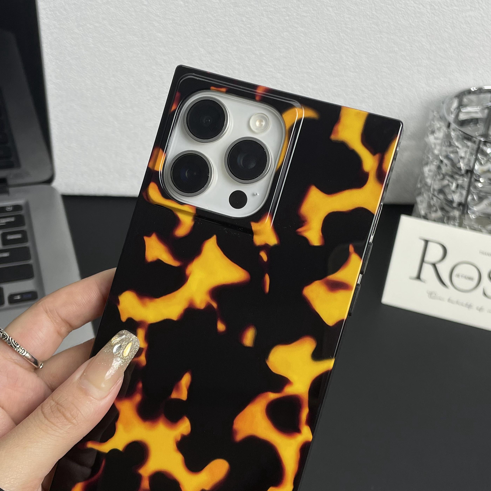 Tortoise Shell Flame Pattern Glossy Soft Back Phone Cases Cover for iPhone 16 15 14 13 Pro Max Luxury TPU Silicone Shell
