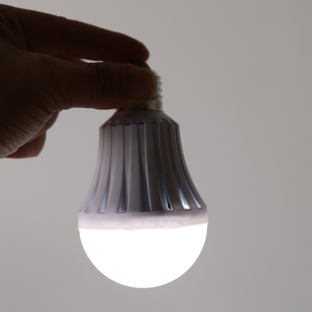 Bombilla LED inteligente E27, luz de emergencia de 5w, 7W, 9W, 85-265v, batería recargable, lámpara de iluminación para exteriores