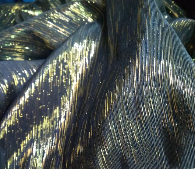 Métal clignotant poly coton tissu shantung soie mariée manteau chaussure sac rideau matériel 50 cm * 138 cm: black golden