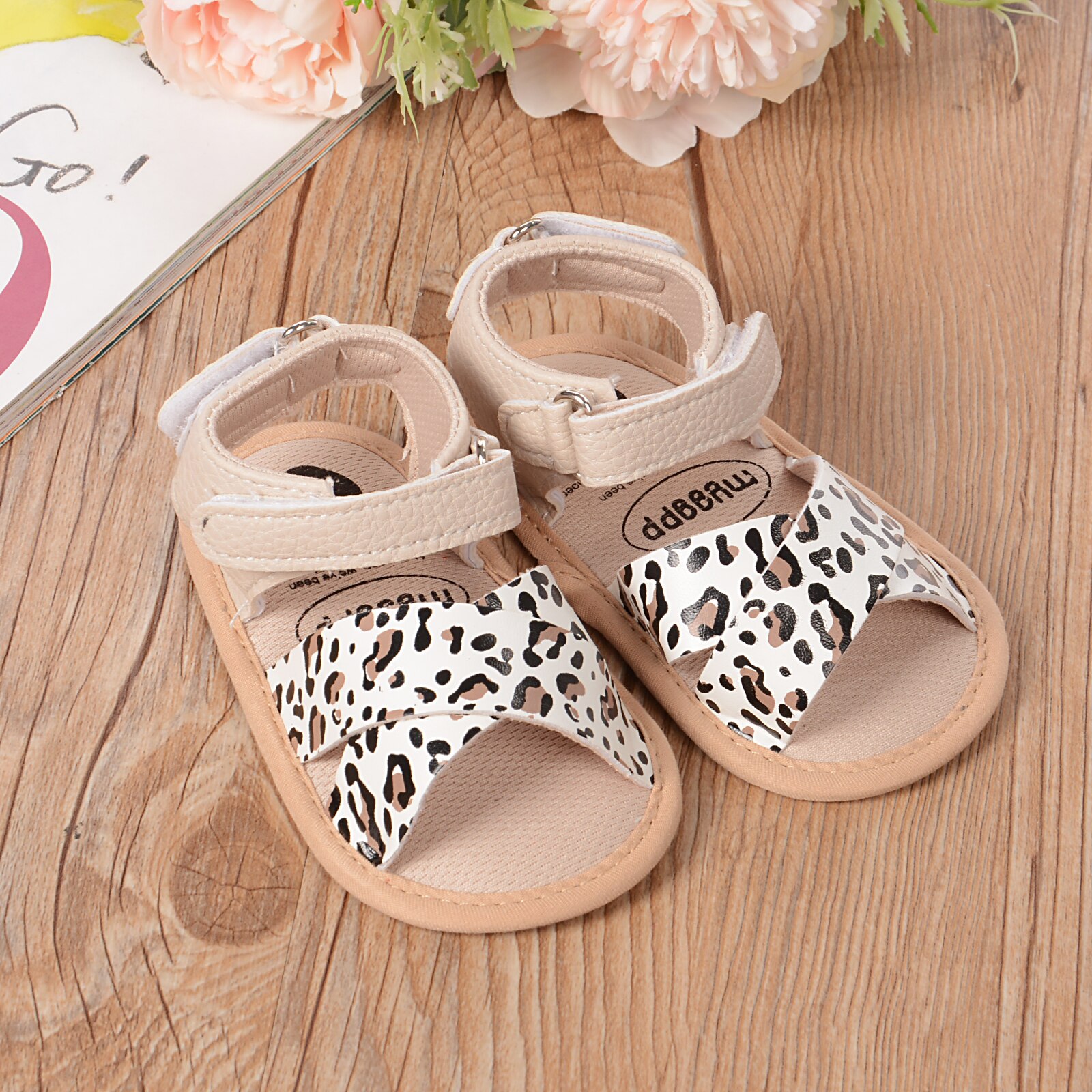 Baskets en cuir PU pour -né garçon et fille, chaussures d'été à semelle souple, sandales adaptées pour bébé de 0 à 18M,