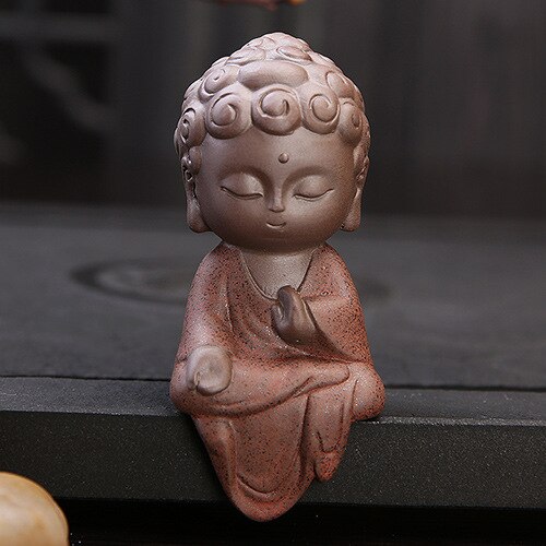 Pequeño Buda estatuas budista Tathagata bonito Buda arena cerámica té mascota accesorios budha ornamentos boutique
