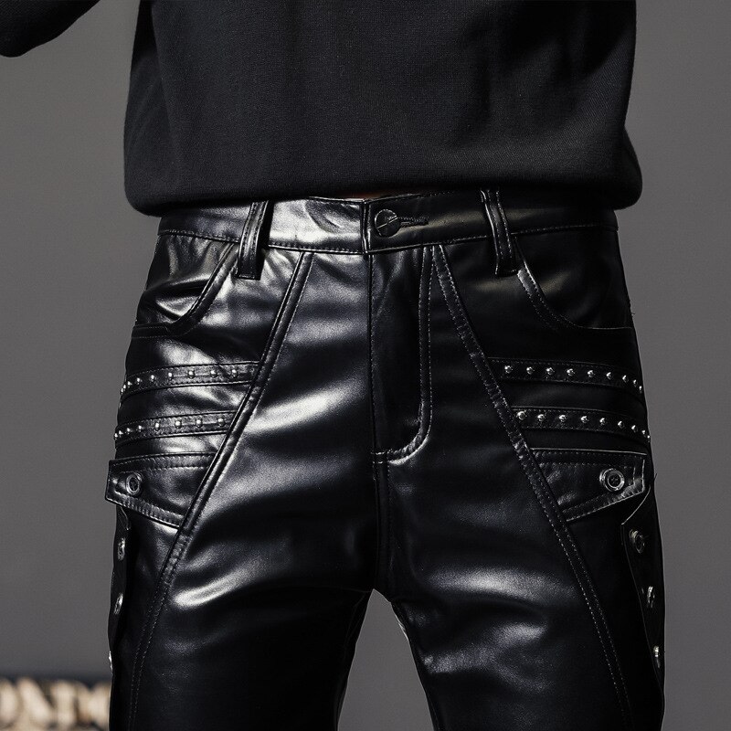 Pantalones de cuero entallados para hombre, Otoño/invierno, con remaches pequeños, cremallera para adolescentes, pantalones de cuero PU gruesos y cálidos,