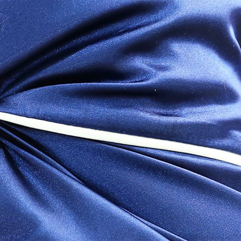 Wygodne luksusowe zwierzę domowe pies miękki jedwab płaszcz odzież małe psy szczeniak Kot śpiące ubrania dla Miś odzież buldog francuski