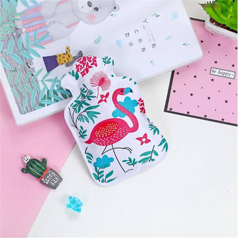 Winter Warm Injection Water Bottle Cute Cartoon Hand Warmer Water Bottle Student Dormitory Warm Baby Wärmflasche: small A swan