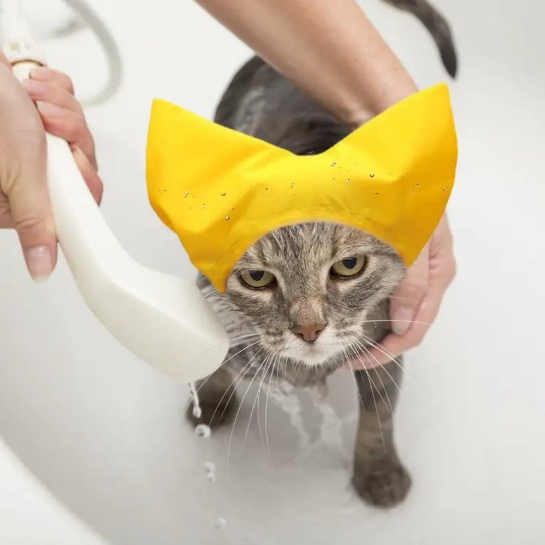Cat Shower CapAdjustable Pet Grooming Hat Waterproof Bathing Hat with Ear Cover Cat Bathing Raining Cap