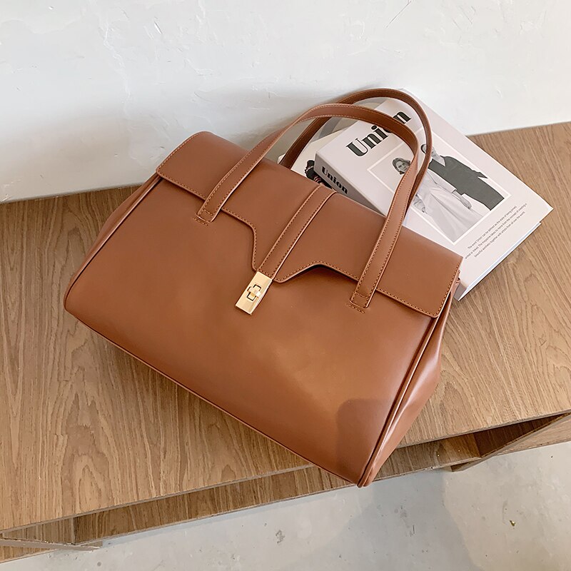 Couleur unie grand sac fourre-tout nouvelle en cuir PU femmes concepteur sac à main voyage haute capacité sacs à bandoulière: Brown