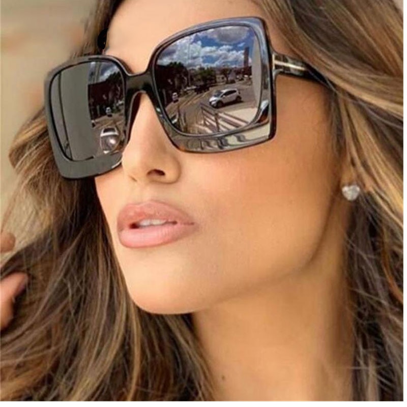 Luxury Brand Shades Oversized Sun Glasses Dark Black Glasses Women Square Sunglasses With T Letters Logo