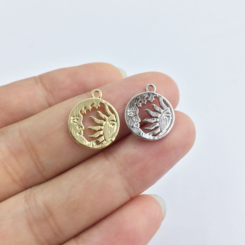 Eruifa 20Pcs 12Mm Zeer Populaire Zon Met Maan Zinklegering Ketting, oorbel Armband Sieraden Diy Handgemaakte 2 Kleuren