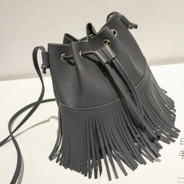 BRITT tasseled sucker bucket bag PU single bag girl style shoulder bag